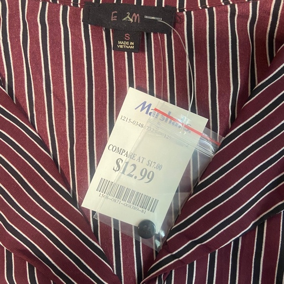 NWT EM Cropped Blouse in Burgundy/Black/White Stripe with tie up front - Size Sm - Picture 2 of 5
